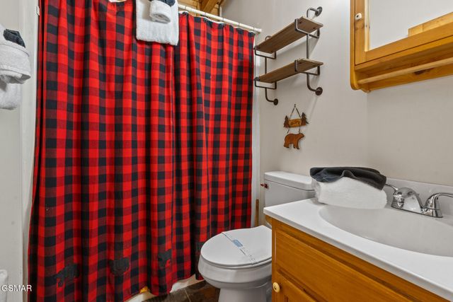 1086 Sharp Hollow Road, Sevierville, TN 37862