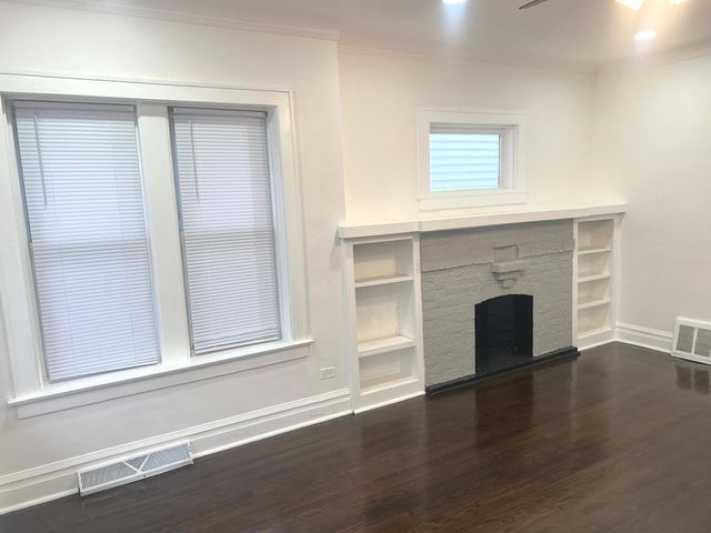 11416 S King Drive, Chicago, IL 60628