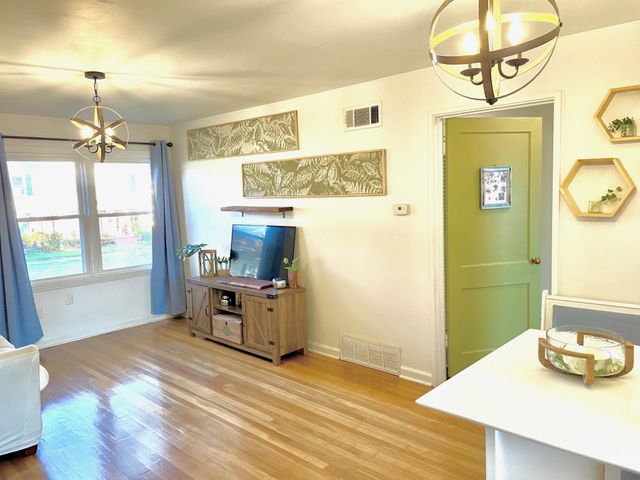 3001 Walnut Grove Rd Apt 4, Memphis, TN 38111