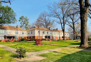 3001 Walnut Grove Rd Apt 4, Memphis, TN 38111