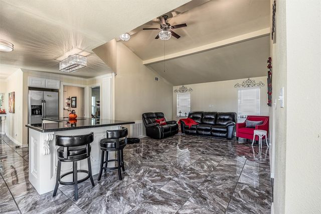 1570 Yaupon Cove Drive, Onalaska, TX 77360