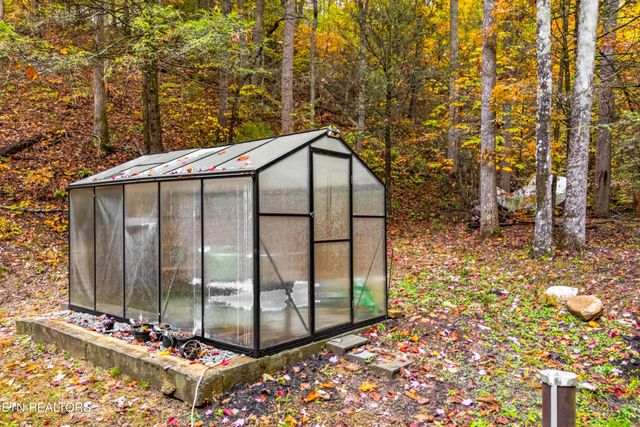 1053 Reagan Springs Rd, Seymour, TN 37865