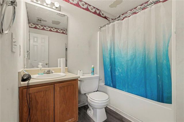 5494 Sweetsprings Drive Southwest, Powder Springs, GA 30127