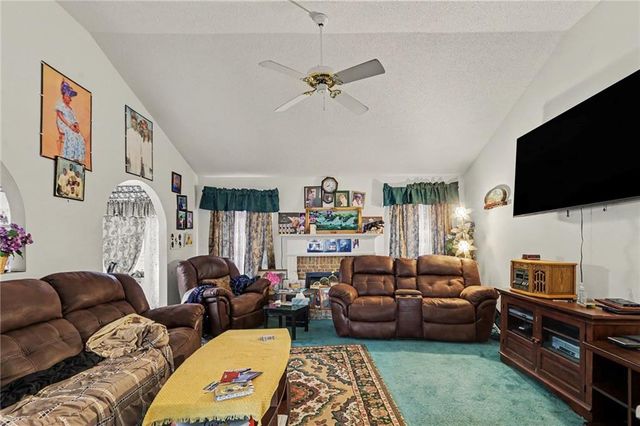 5494 Sweetsprings Drive Southwest, Powder Springs, GA 30127