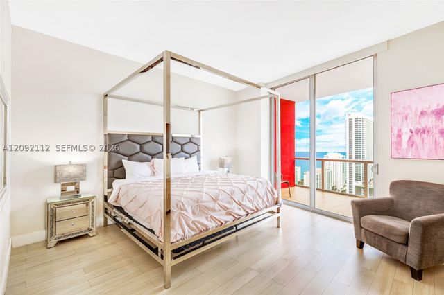 2600 E Hallandale Beach Blvd T3301, Hallandale Beach, FL 33009