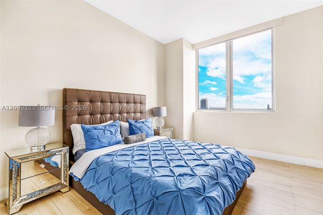 2600 E Hallandale Beach Blvd T3301, Hallandale Beach, FL 33009