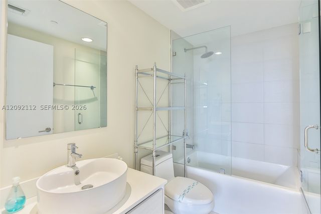 2600 E Hallandale Beach Blvd T3301, Hallandale Beach, FL 33009