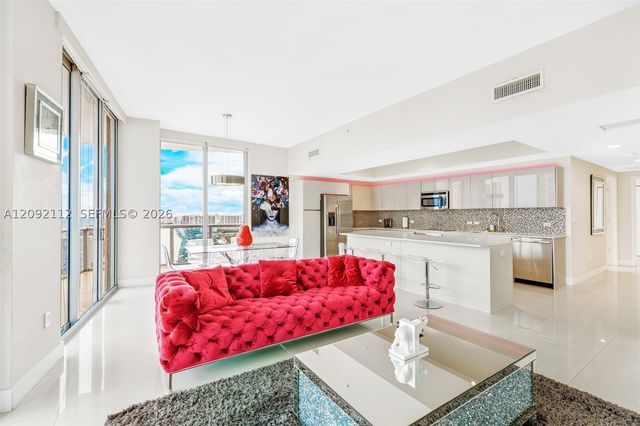2600 E Hallandale Beach Blvd T3301, Hallandale Beach, FL 33009