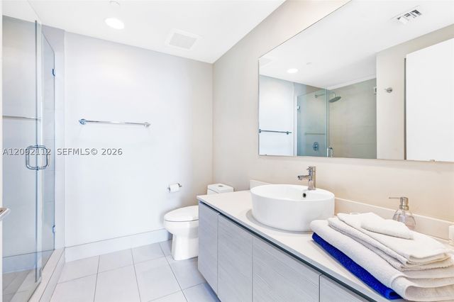 2600 E Hallandale Beach Blvd T3301, Hallandale Beach, FL 33009
