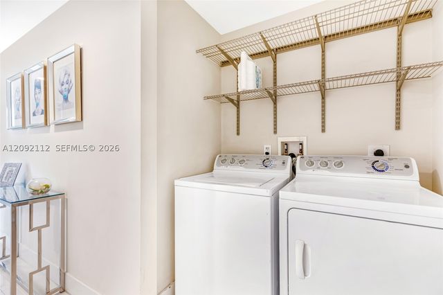 2600 E Hallandale Beach Blvd T3301, Hallandale Beach, FL 33009