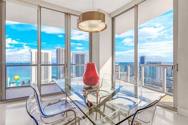 2600 E Hallandale Beach Blvd T3301, Hallandale Beach, FL 33009