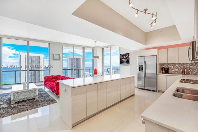 2600 E Hallandale Beach Blvd T3301, Hallandale Beach, FL 33009
