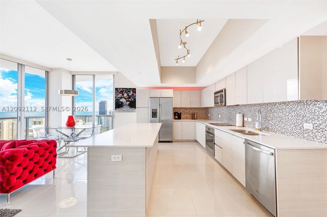 2600 E Hallandale Beach Blvd T3301, Hallandale Beach, FL 33009
