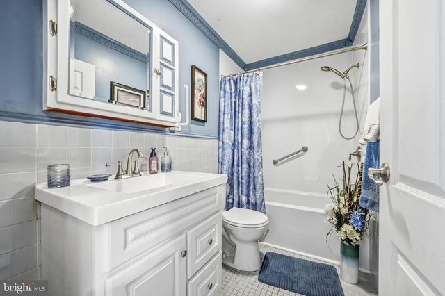 30 PROSPECT AVE, Blackwood, NJ 08012