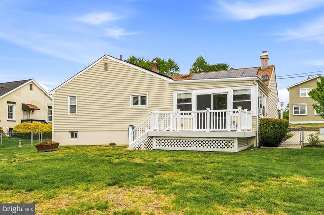 30 PROSPECT AVE, Blackwood, NJ 08012