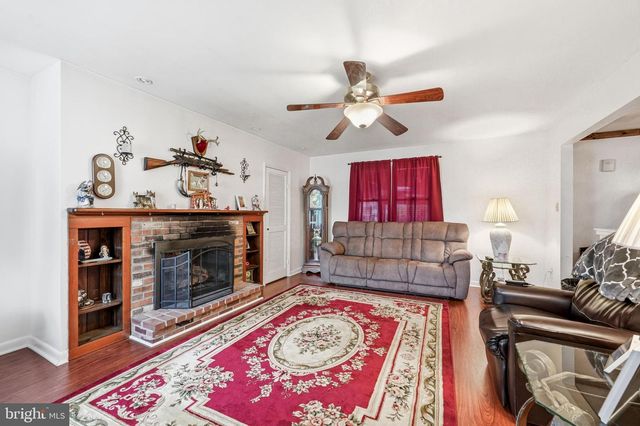 30 PROSPECT AVE, Blackwood, NJ 08012
