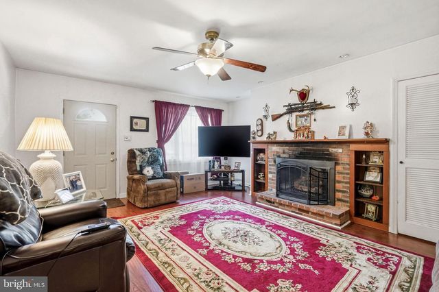 30 PROSPECT AVE, Blackwood, NJ 08012