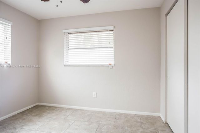 5171 SW 6th St, Margate, FL 33068