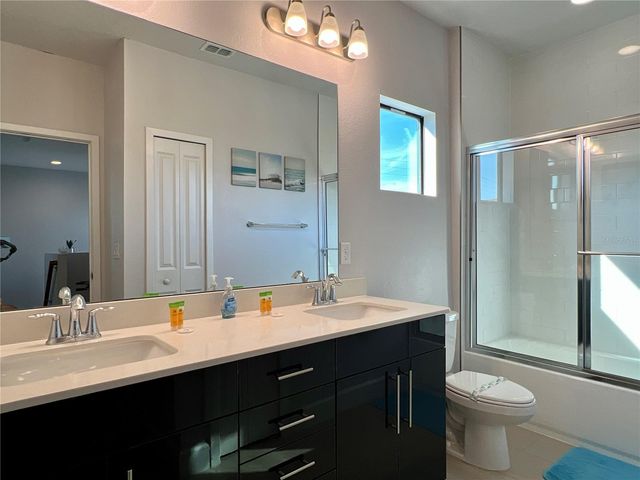 235 VILLA DOMANI CIRCLE, Davenport, FL 33896