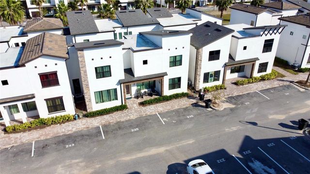 235 VILLA DOMANI CIRCLE, Davenport, FL 33896