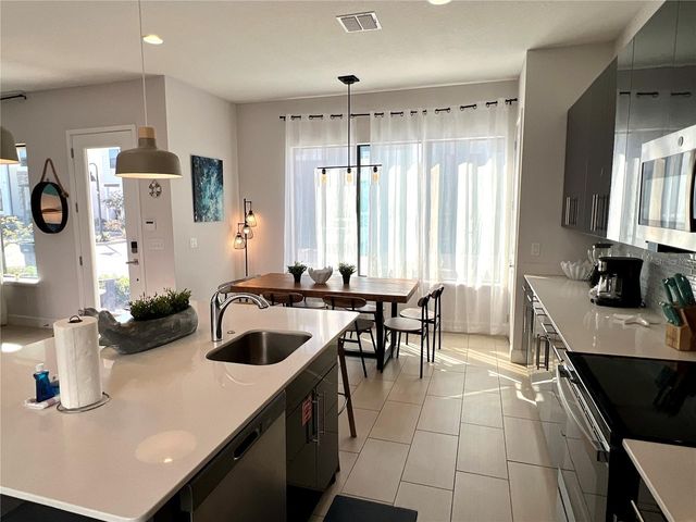 235 VILLA DOMANI CIRCLE, Davenport, FL 33896