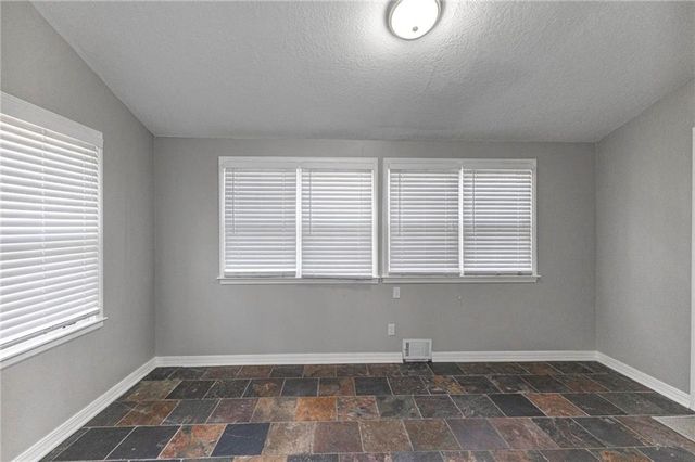 7401 Nall Avenue, Prairie Village, KS 66208