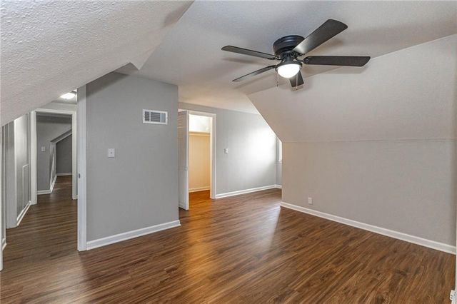 7401 Nall Avenue, Prairie Village, KS 66208