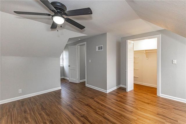 7401 Nall Avenue, Prairie Village, KS 66208