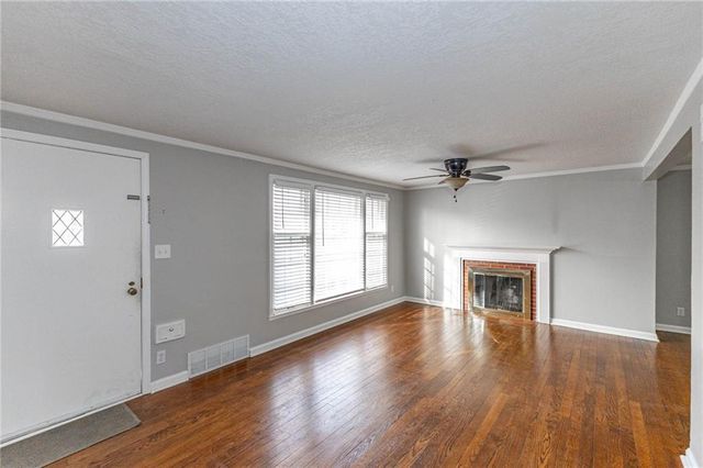 7401 Nall Avenue, Prairie Village, KS 66208