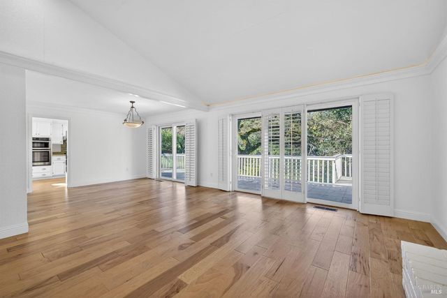 405 Crestridge Pl, Santa Rosa, CA 95409