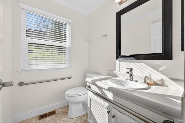 405 Crestridge Pl, Santa Rosa, CA 95409