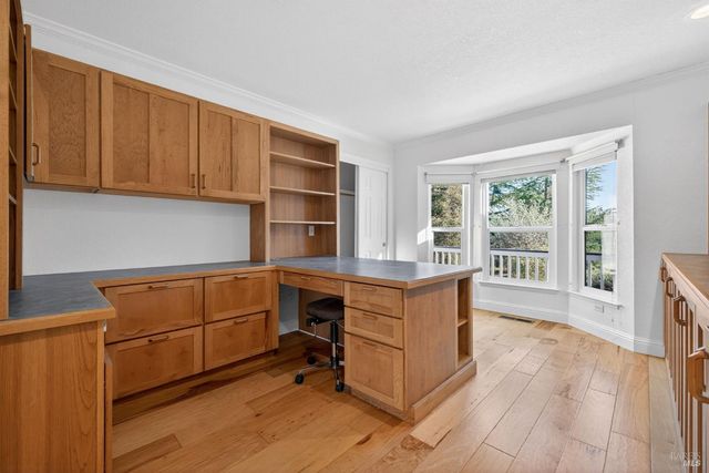 405 Crestridge Pl, Santa Rosa, CA 95409