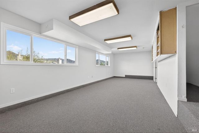 405 Crestridge Pl, Santa Rosa, CA 95409