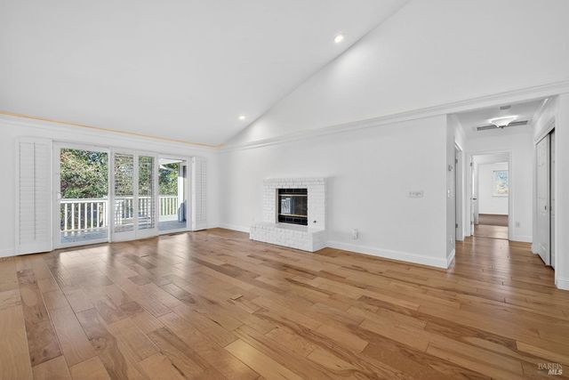 405 Crestridge Pl, Santa Rosa, CA 95409