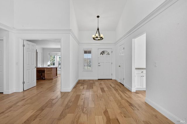 405 Crestridge Pl, Santa Rosa, CA 95409