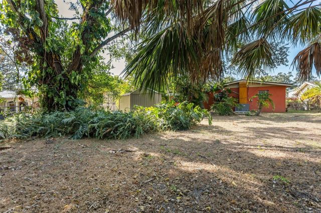 305 N LAUBER WAY, Tampa, FL 33609