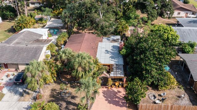 305 N LAUBER WAY, Tampa, FL 33609