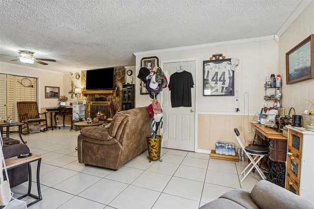 305 N LAUBER WAY, Tampa, FL 33609