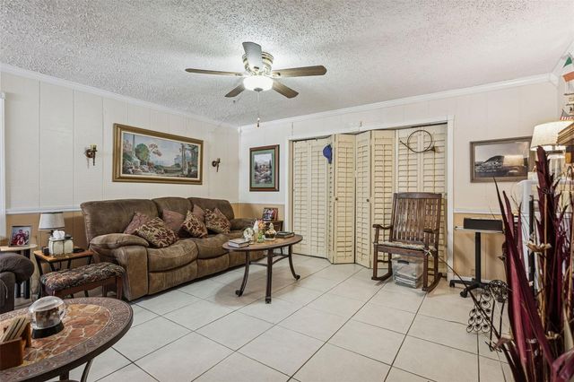 305 N LAUBER WAY, Tampa, FL 33609