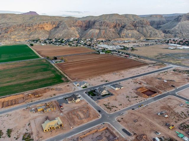 994 W 1920 S, Hurricane, UT 84737