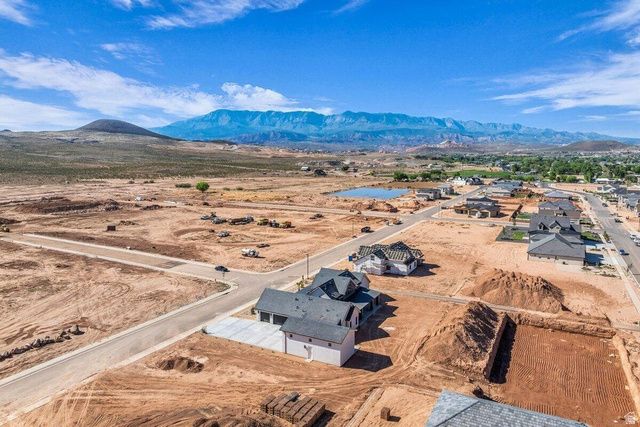 994 W 1920 S, Hurricane, UT 84737