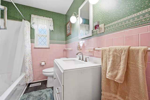 176 Fountain Place, Huntington, WV 25701