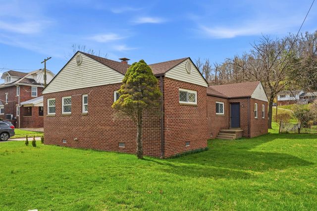 176 Fountain Place, Huntington, WV 25701