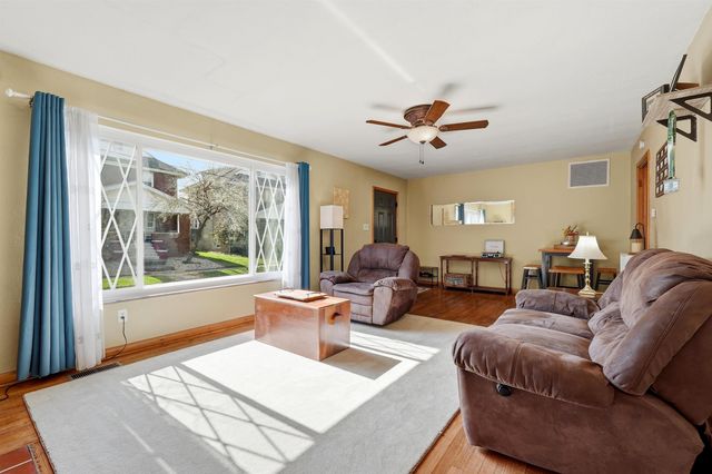 176 Fountain Place, Huntington, WV 25701