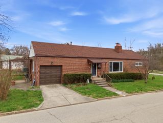 176 Fountain Place, Huntington, WV 25701