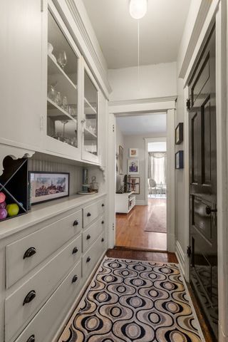 1959 W Balmoral Avenue, Chicago, IL 60640