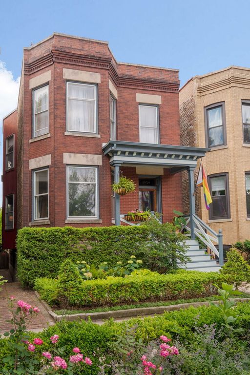 1959 W Balmoral Avenue, Chicago, IL 60640