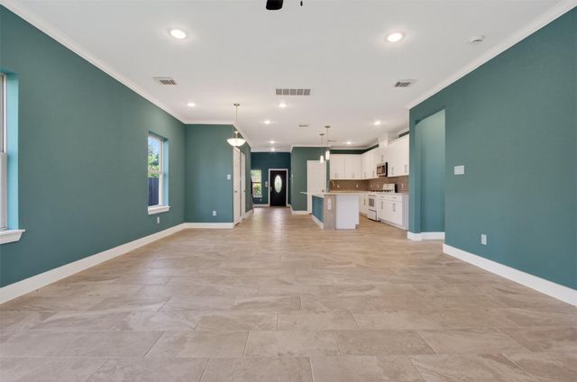 5613 Annunciation Street, Houston, TX 77016