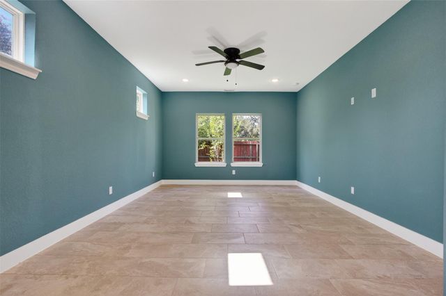 5613 Annunciation Street, Houston, TX 77016