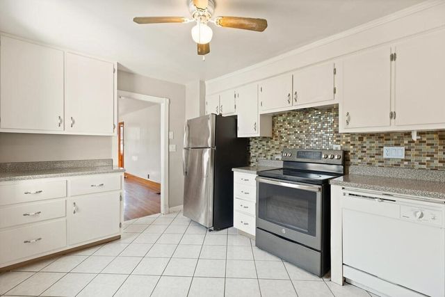 8 Plain St, Randolph, MA 02368